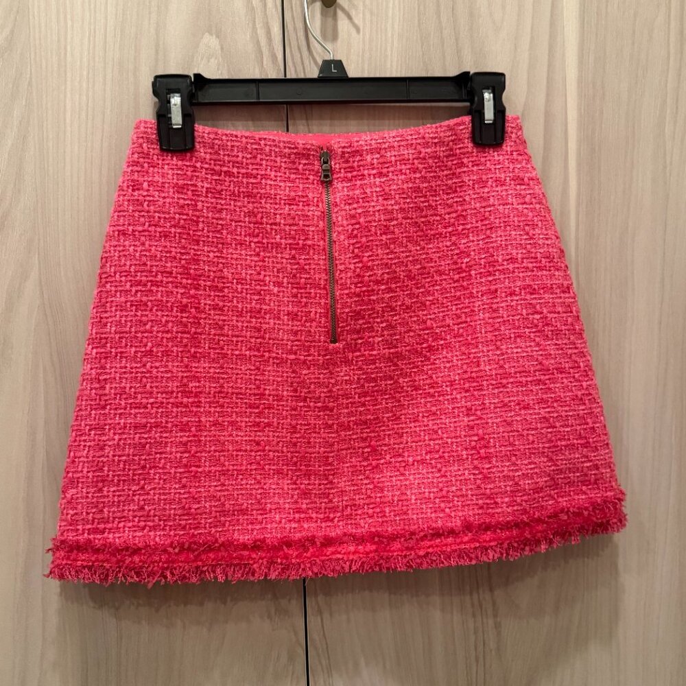 Alice + Olivia pink tweed mini skirt with frayed hem. Size:0 - Picture 2 of 7